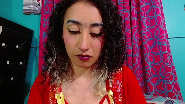 valerie mase online show from 12-17-25, 09:54