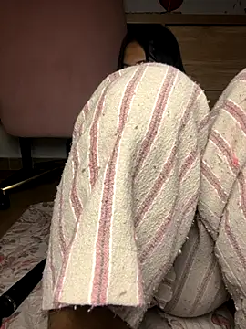 Ninabrunette18 online show from 11-06-25, 02:23