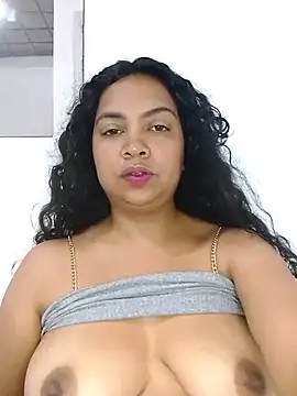 Brendabluee online show from 03-22-25, 03:31