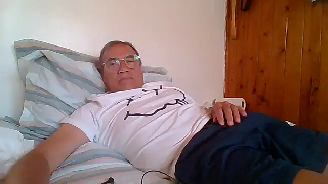 santiagon2015 online show from 01-16-25, 05:55