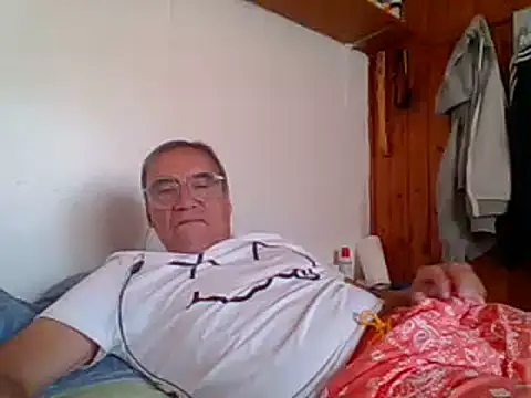 santiagon2015 online show from 03-17-25, 06:53