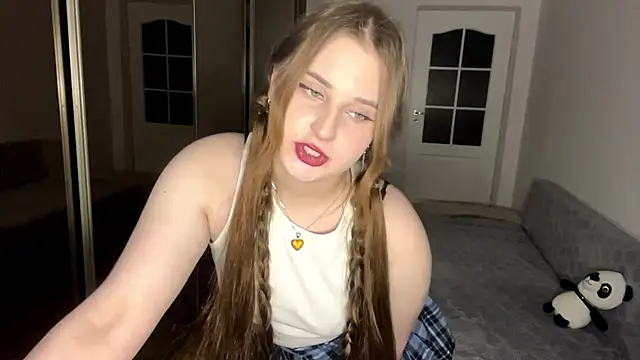 SelinaHope18 online show from 01-12-25, 10:54