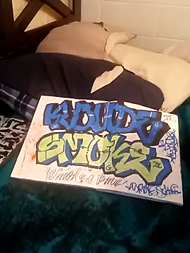 Snapshot of k1oudE chatting on 03-17-25, 10:49 k1oudE online show from 03-17-25, 10:49