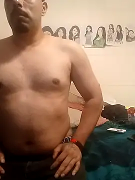 Snapshot of k1oudE chatting on 09-18-25, 04:47 k1oudE online show from 09-18-25, 04:47