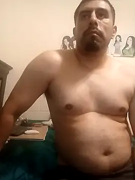 Snapshot of k1oudE chatting on 09-23-25, 04:37 k1oudE online show from 09-23-25, 04:37