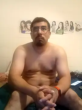 Snapshot of k1oudE chatting on 10-11-25, 05:17 k1oudE online show from 10-11-25, 05:17