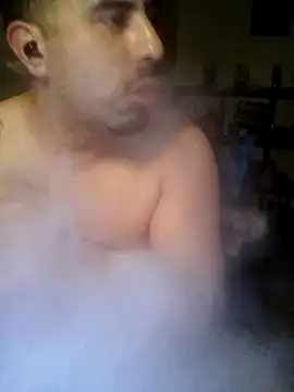 Snapshot of k1oudE chatting on 11-01-25, 09:33 k1oudE online show from 11-01-25, 09:33