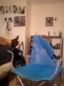 Snapshot of k1oudE chatting on 11-06-25, 03:57 k1oudE online show from 11-06-25, 03:57