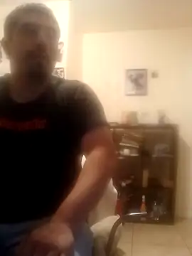 Snapshot of k1oudE chatting on 11-23-25, 02:44 k1oudE online show from 11-23-25, 02:44