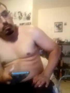 Snapshot of k1oudE chatting on 12-04-25, 11:02 k1oudE online show from 12-04-25, 11:02