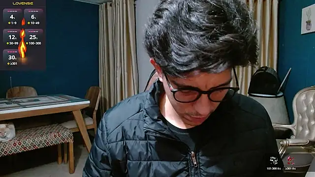 Snapshot of Noah-cock chatting on 01-16-26, 01:20 Noah-cock online show from 01-16-26, 01:20