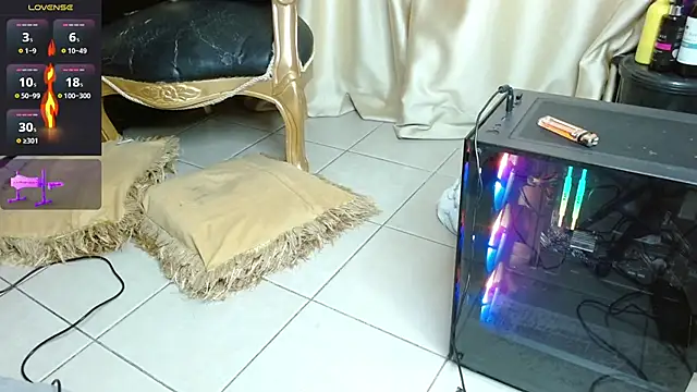 Snapshot of Noah-cock chatting on 02-11-26, 05:40 Noah-cock online show from 02-11-26, 05:40