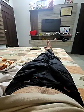 Snapshot of pyasevickybabu563 chatting on 03-13-25, 03:39 pyasevickybabu563 online show from 03-13-25, 03:39