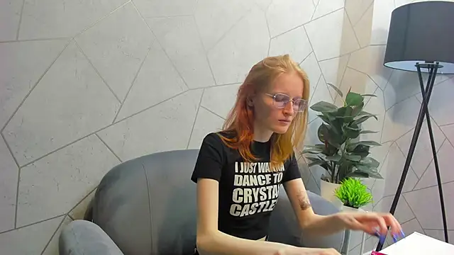 Snapshot of ElizabethHarpper chatting on 02-27-25, 03:05 ElizabethHarpper online show from 02-27-25, 03:05