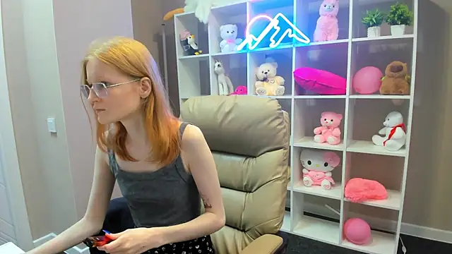 Snapshot of ElizabethHarpper chatting on 02-28-25, 08:31 ElizabethHarpper online show from 02-28-25, 08:31