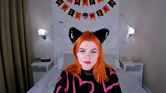 CharlotteMitchell online show from 10-27-25, 02:04