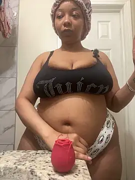 Snapshot of beyondbeautiful96 chatting on 01-26-25, 04:20 beyondbeautiful96 online show from 01-26-25, 04:20