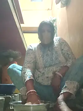 Hot muskaan online show from 02-14-25, 01:51