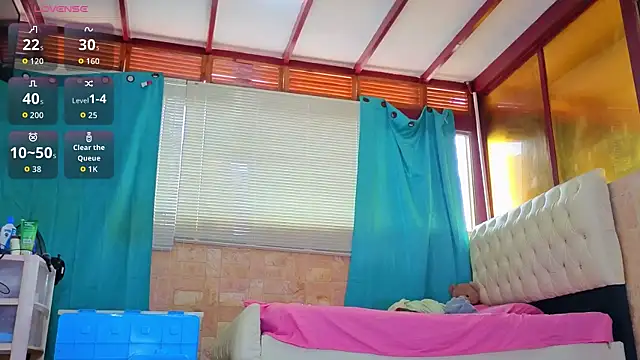 Rocket1978 online show from 04-08-26, 01:44