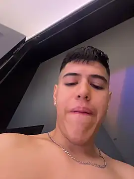 Angel Khouri online show from 10-25-25, 04:09