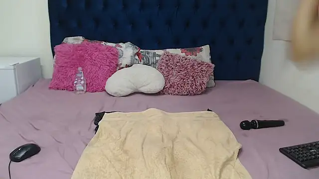 Snapshot of naughtiest_baddy chatting on 03-13-25, 10:54 naughtiest baddy online show from 03-13-25, 10:54