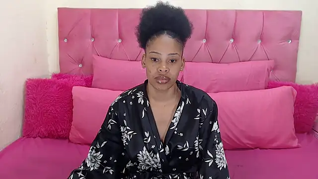 Snapshot of naughtiest_baddy chatting on 10-29-25, 07:26 naughtiest baddy online show from 10-29-25, 07:26