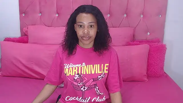 Snapshot of naughtiest_baddy chatting on 11-23-25, 06:52 naughtiest baddy online show from 11-23-25, 06:52