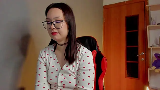 kittenrisha online show from 01-16-25, 02:30