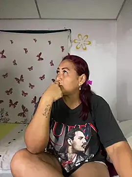 Snapshot of Abigail_BigTits chatting on 01-03-25, 04:11 Abigail BigTits online show from 01-03-25, 04:11