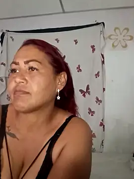 Snapshot of Abigail_BigTits chatting on 01-08-25, 03:40 Abigail BigTits online show from 01-08-25, 03:40