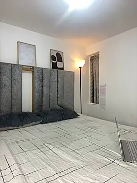 Snapshot of womantall99 chatting on 12-31-24, 02:25 womantall99 online show from 12-31-24, 02:25