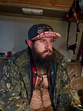 Snapshot of StruggleSnuggles chatting on 11-08-25, 11:21 StruggleSnuggles online show from 11-08-25, 11:21