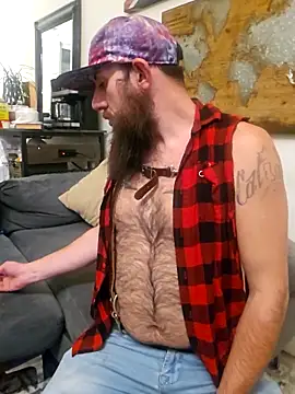 Snapshot of StruggleSnuggles chatting on 12-14-25, 05:46 StruggleSnuggles online show from 12-14-25, 05:46