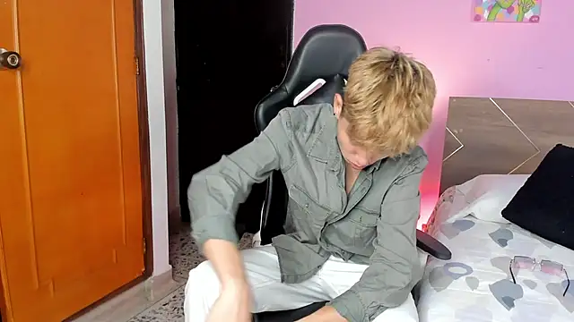 Brian-Ausslos online show from 02-02-25, 04:37