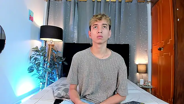 Brian-Ausslos online show from 02-11-25, 04:33