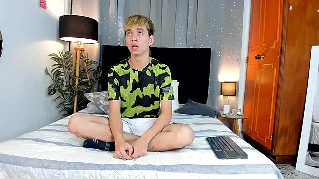 Brian-Ausslos online show from 02-14-25, 06:02