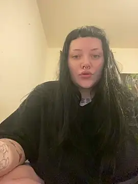 Snapshot of Gothicsiren chatting on 02-26-25, 06:00 Gothicsiren online show from 02-26-25, 06:00