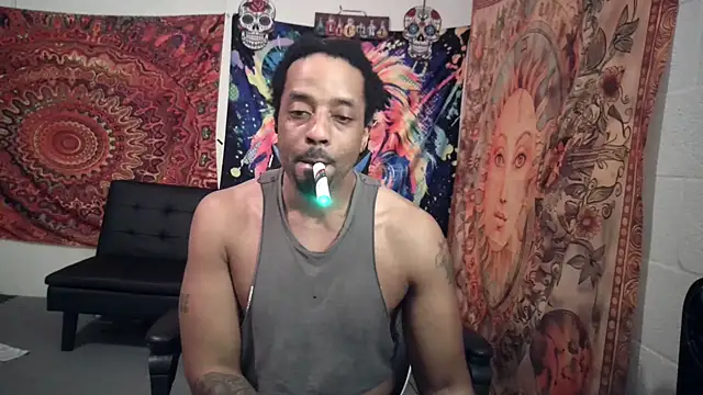 Snapshot of Coco-Licious chatting on 01-04-25, 07:34 Coco-Licious online show from 01-04-25, 07:34