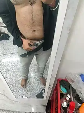 Snapshot of indian_lover3 chatting on 12-30-24, 01:58 indian lover3 online show from 12-30-24, 01:58