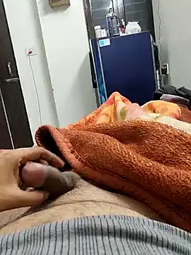 Snapshot of indian_lover3 chatting on 01-01-25, 06:38 indian lover3 online show from 01-01-25, 06:38