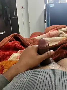 Snapshot of indian_lover3 chatting on 01-02-25, 04:41 indian lover3 online show from 01-02-25, 04:41