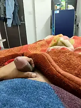 Snapshot of indian_lover3 chatting on 01-21-25, 03:32 indian lover3 online show from 01-21-25, 03:32