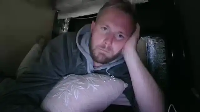 Snapshot of bjay1210 chatting on 01-12-26, 10:31 bjay1210 online show from 01-12-26, 10:31