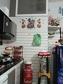 Best-Couple online show from 06-15-26, 02:47