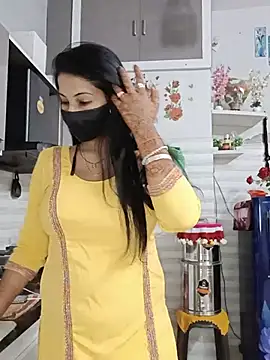 Best-Couple online show from 06-18-26, 01:50