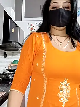 Best-Couple online show from 06-23-26, 01:47