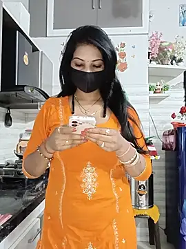 Best-Couple online show from 06-30-26, 01:50