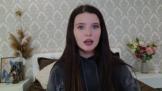 Snapshot of Nellie_Medina chatting on 01-08-25, 12:38 Nellie Medina online show from 01-08-25, 12:38