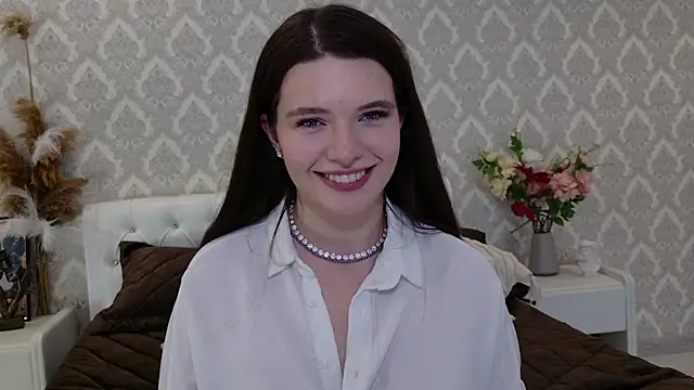 Snapshot of Nellie_Medina chatting on 01-13-25, 03:56 Nellie Medina online show from 01-13-25, 03:56