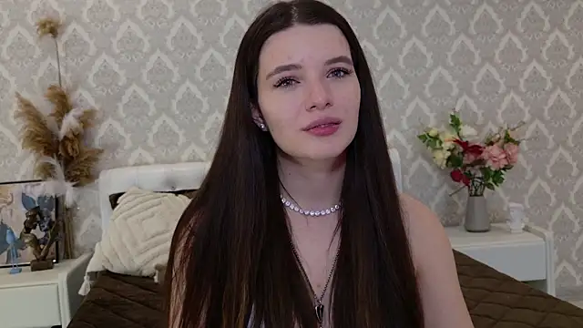 Snapshot of Nellie_Medina chatting on 01-18-25, 02:47 Nellie Medina online show from 01-18-25, 02:47